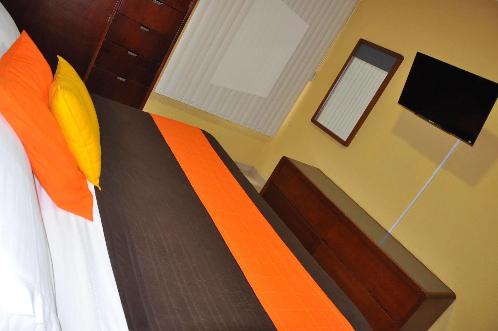 Hotel Santa Lucia Del Bosque San Luis Potosí Zewnętrze zdjęcie